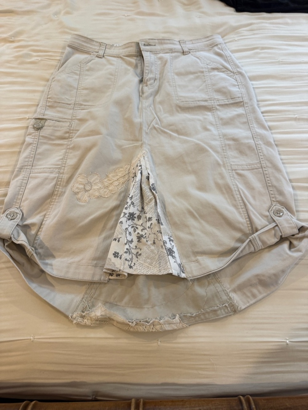 Lee Light Beige Embroidered High-Low Skirt with Floral Inset
